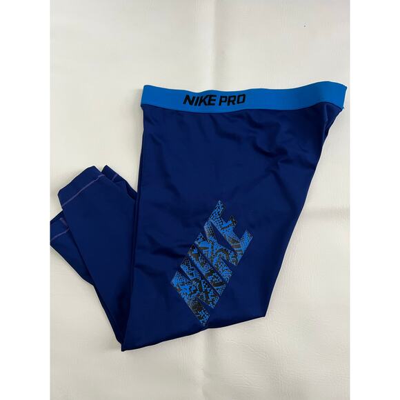 Nike Pro Dri-Fit Capri‎ Leggings Letter Logo size L workout athletic - Picture 1 of 11
